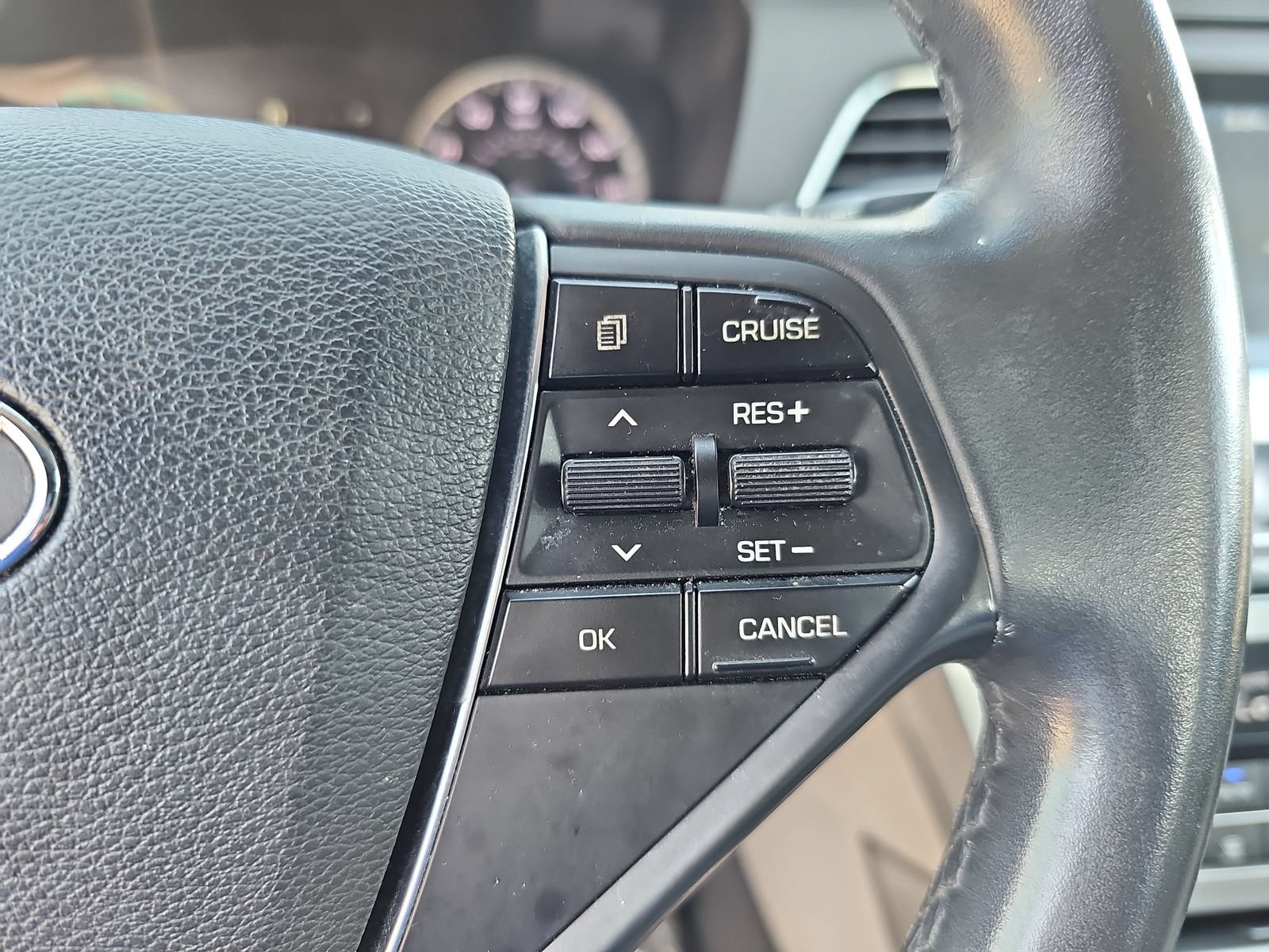 Used 2017 Hyundai Sonata Limited FWD image 17