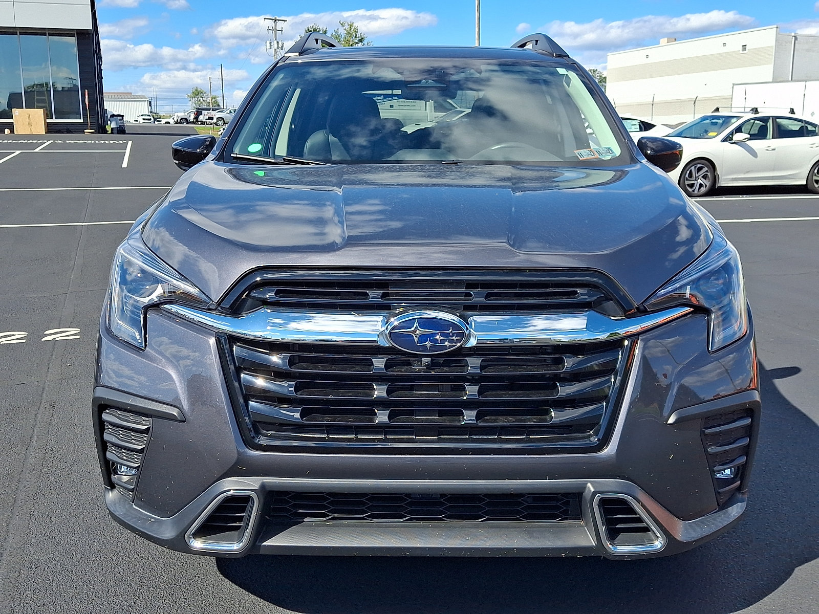 Used 2024 Subaru Ascent Touring AWD/4WD image 2