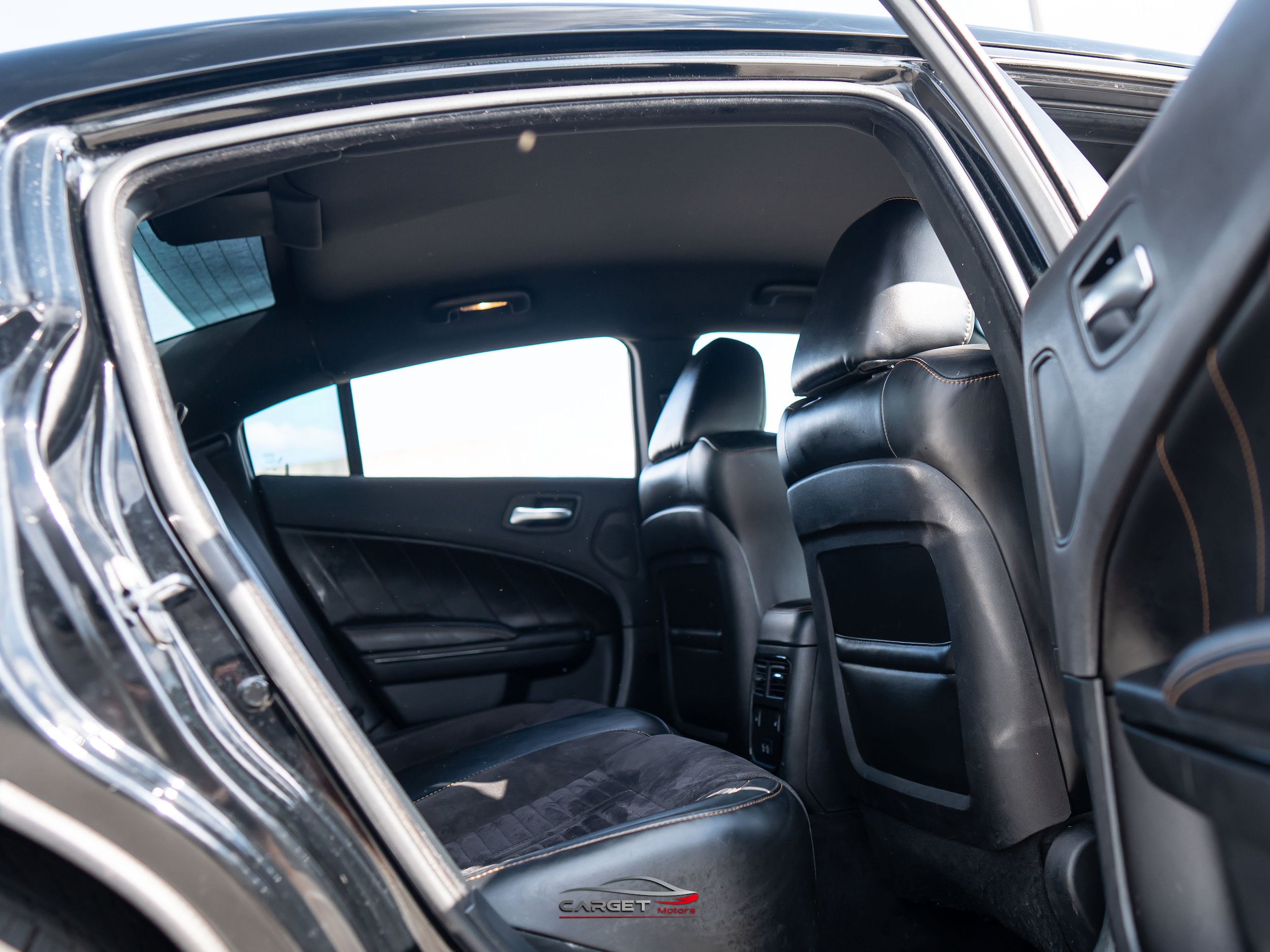 Used 2017 Dodge Charger R/T RWD image 14
