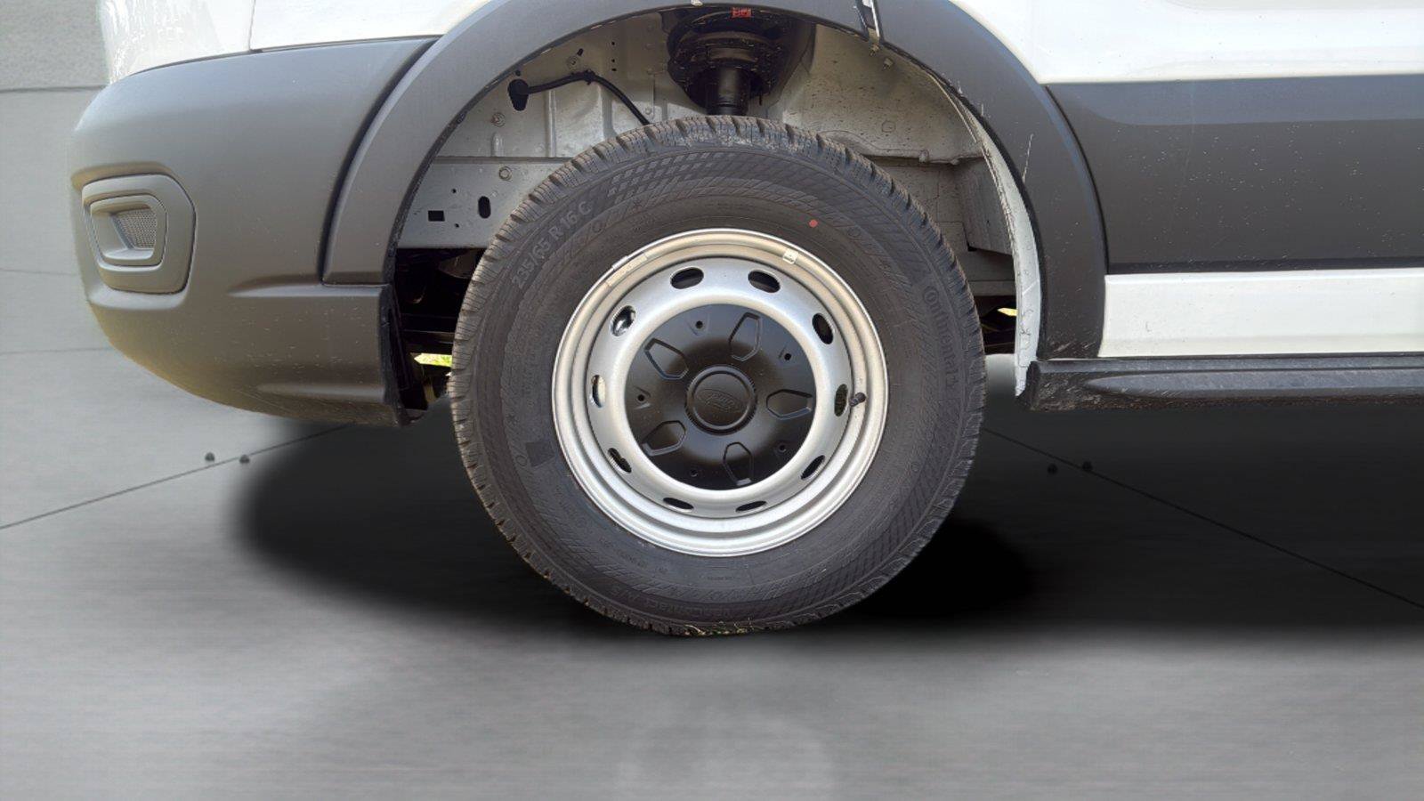 New 2025 Ford Transit 250 Low Roof RWD image 29