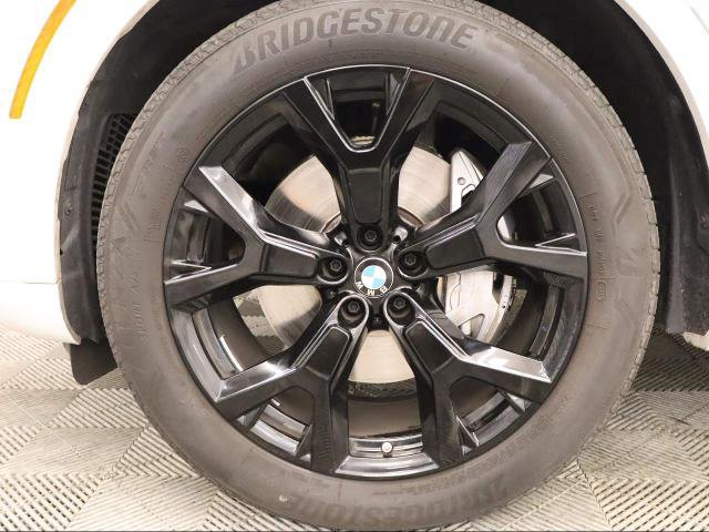 Used 2026 BMW X7 xDrive40i AWD/4WD image 9