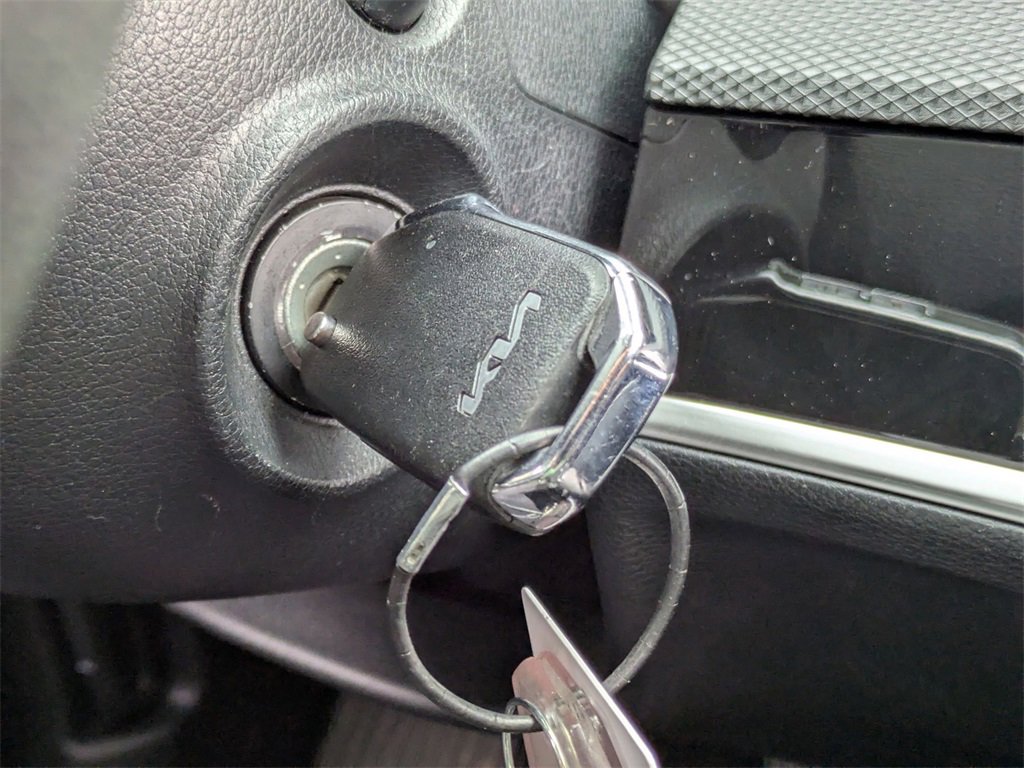 Used 2024 Kia Sportage LX image 25