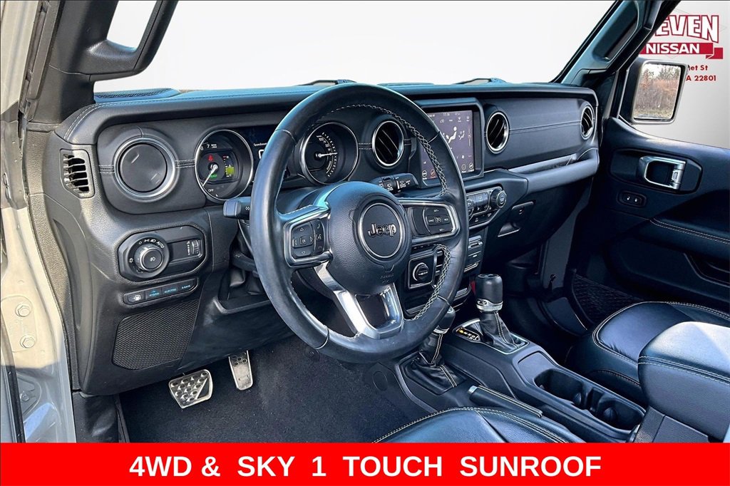 Used 2023 Jeep Wrangler Unlimited Sahara w/ Cold Weather Group image 16