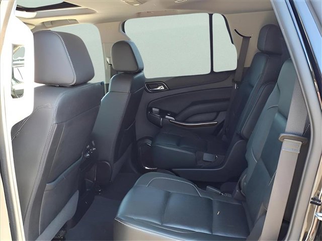 Used 2020 GMC Yukon SLT w/ Premium Edition image 8