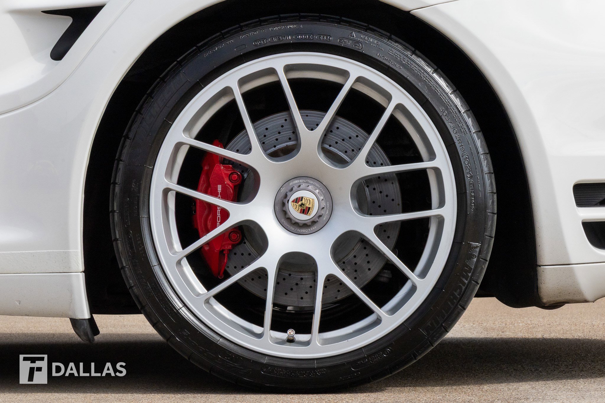 Used 2012 Porsche 911 Turbo image 9
