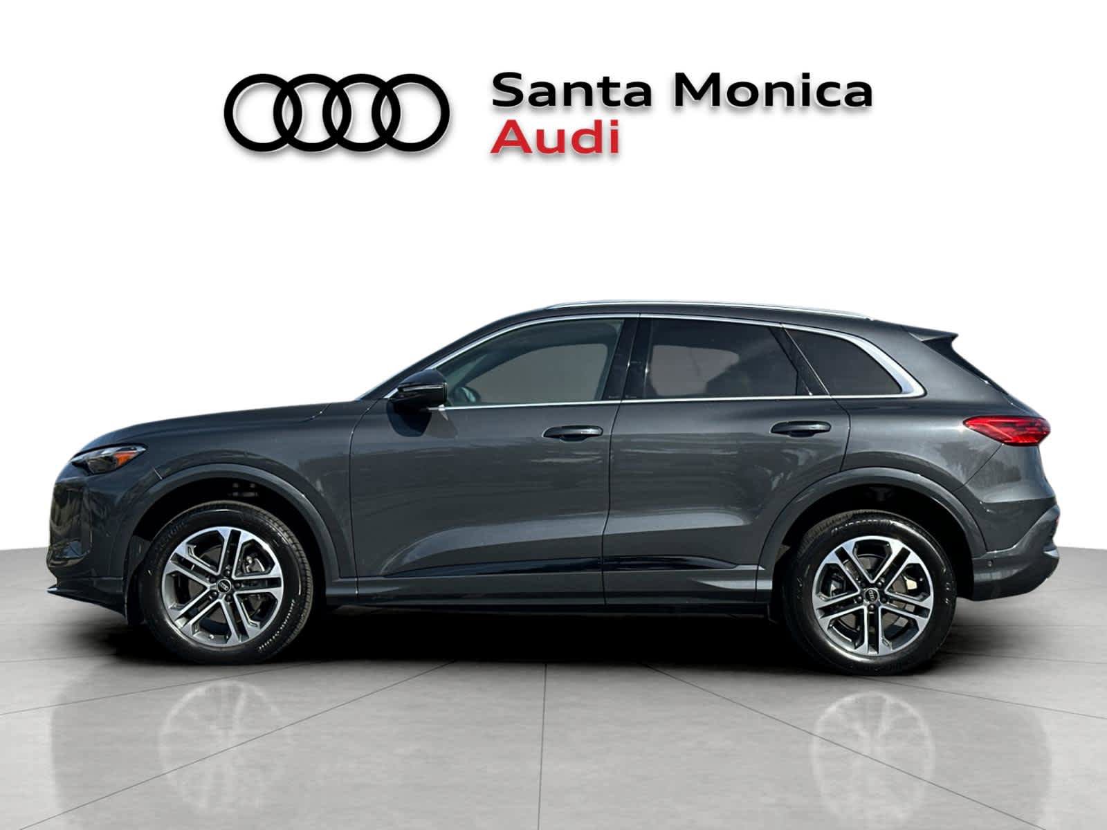 Used 2025 Audi Q5 Premium w/ Convenience Package AWD/4WD image 5