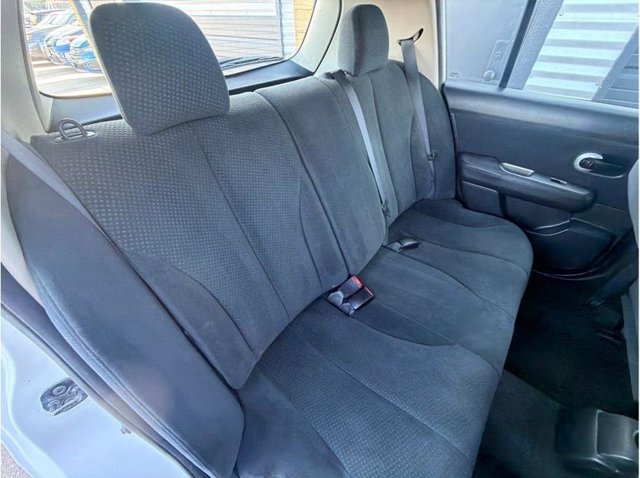 Used 2011 Nissan Versa 1.8 S w/ PWR Plus Pkg FWD image 19