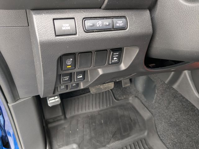 Used 2024 Nissan Frontier PRO-4X w/ Pro Premium Package AWD/4WD image 24