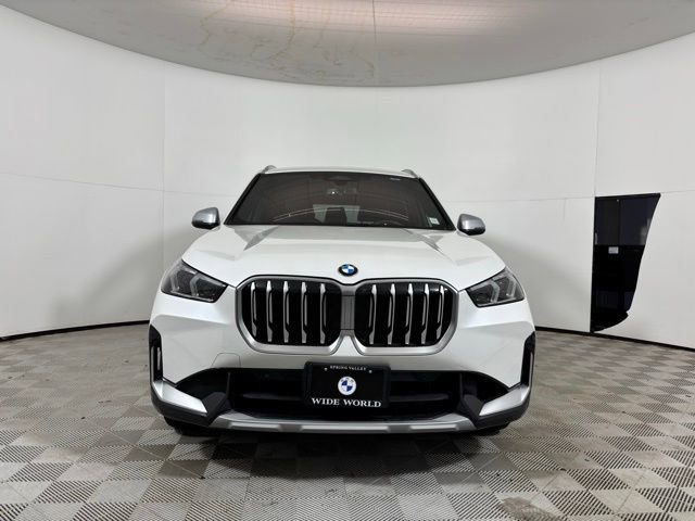 Used 2023 BMW X1 xDrive28i w/ Convenience Package AWD/4WD image 2