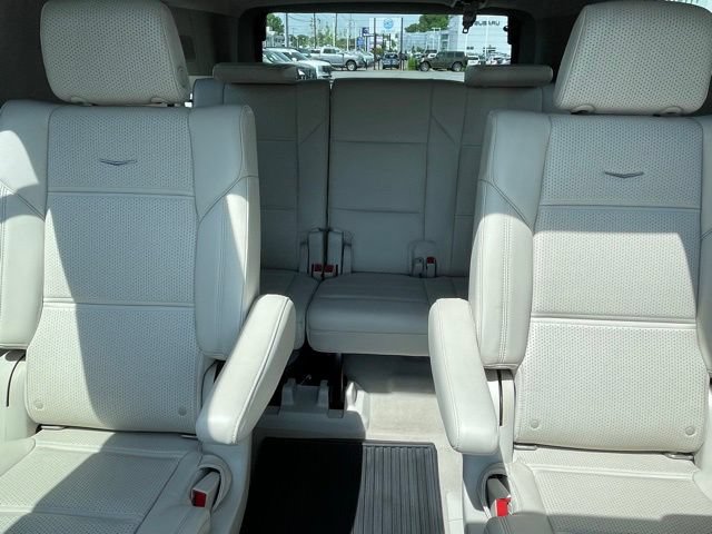 Used 2021 Cadillac Escalade Sport Platinum AWD/4WD image 24