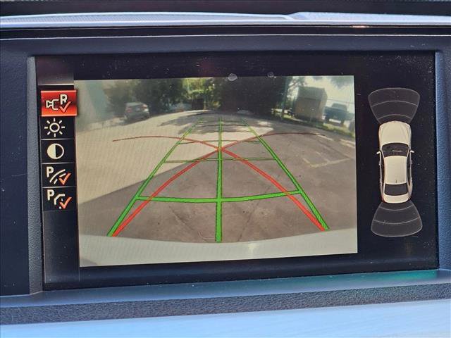 Used 2017 BMW 320i Sedan image 13