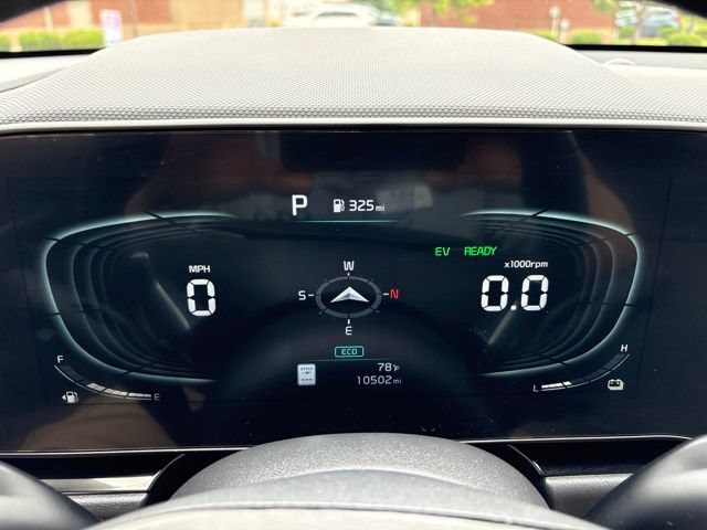 Used 2024 Kia Niro EX Touring FWD image 12