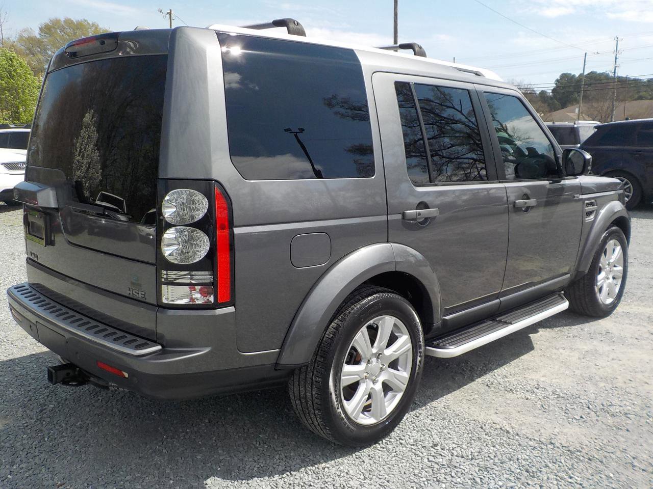 Used 2016 Land Rover LR4 HSE Silver Edition AWD/4WD image 5