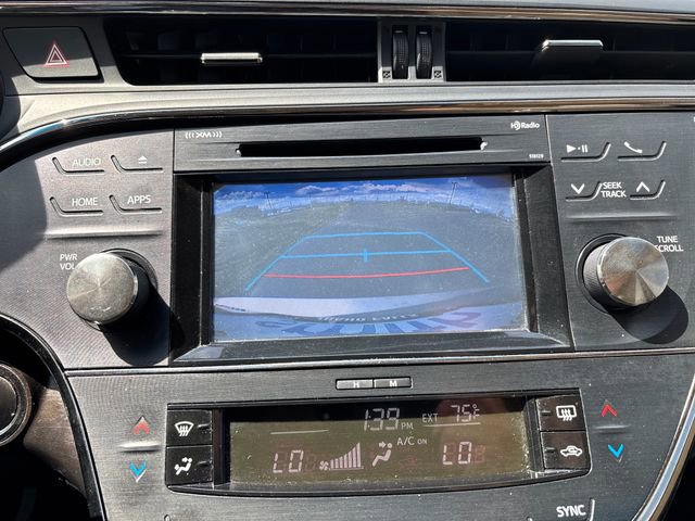 Used 2016 Toyota Avalon XLE Plus FWD image 19