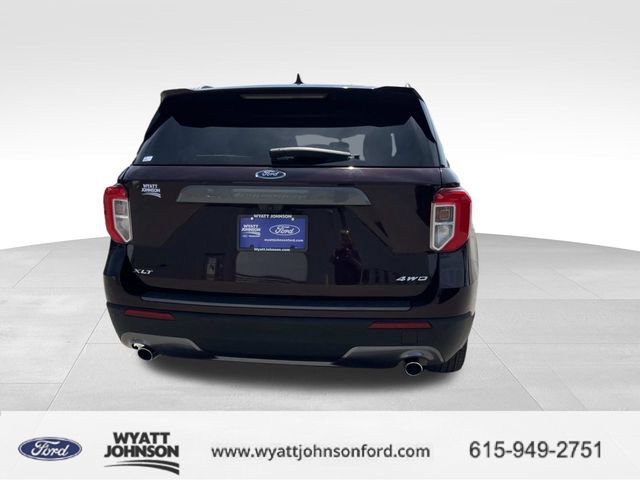 Used 2023 Ford Explorer XLT w/ Equipment Group 202A image 4