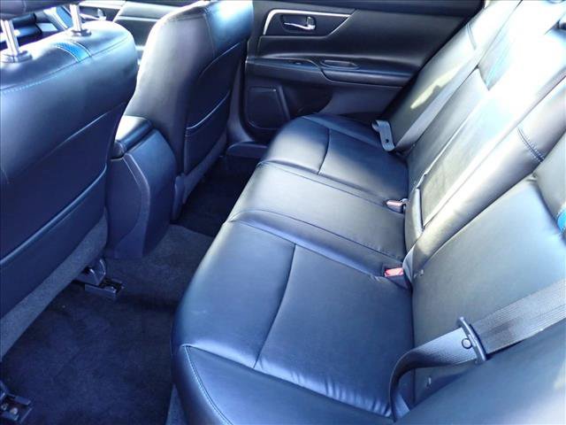 Used 2018 Nissan Altima 2.5 SR w/ SR Midnight Edition FWD image 6