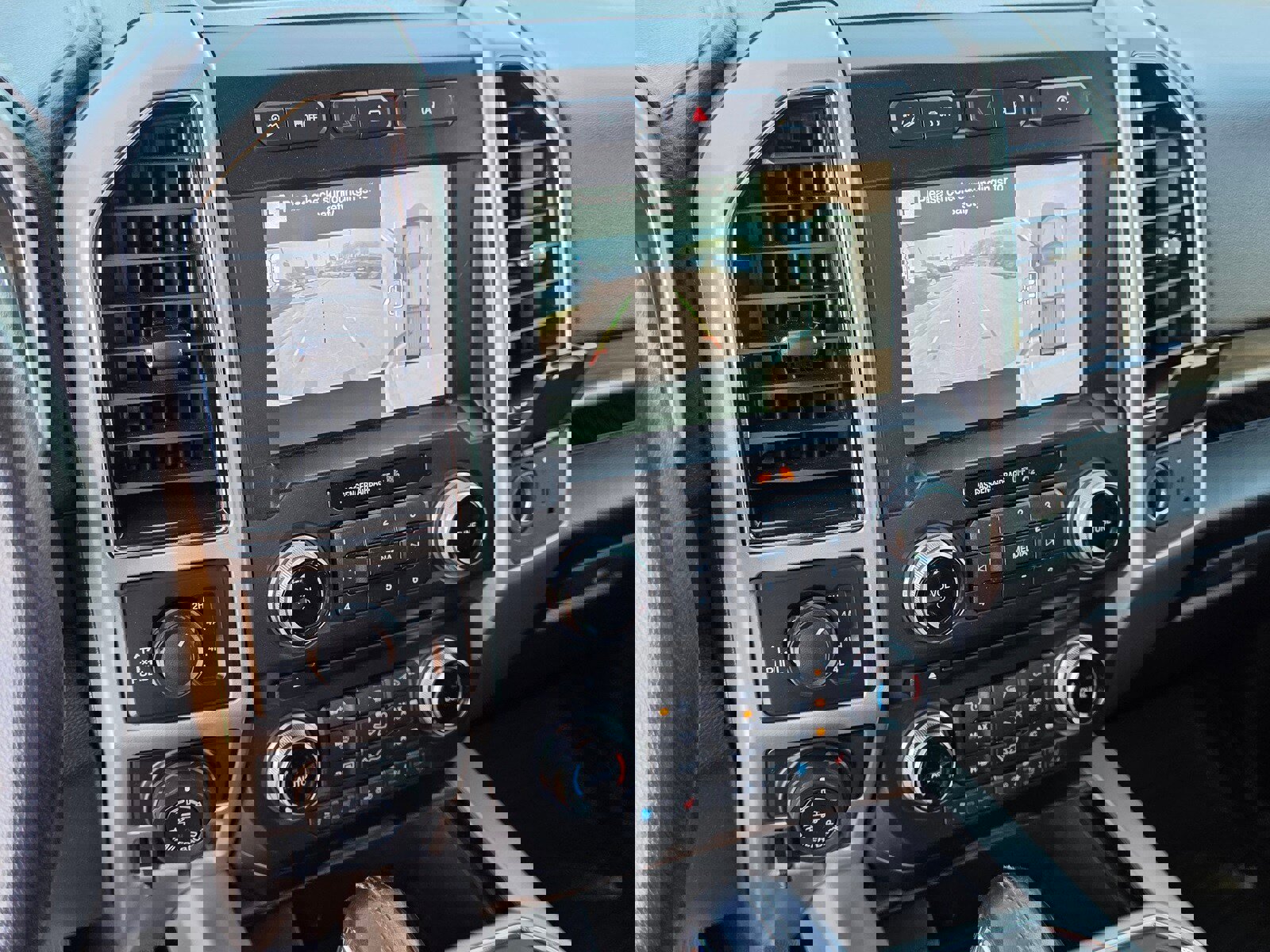 Used 2018 Ford F150 Lariat w/ Equipment Group 502A Luxury image 11