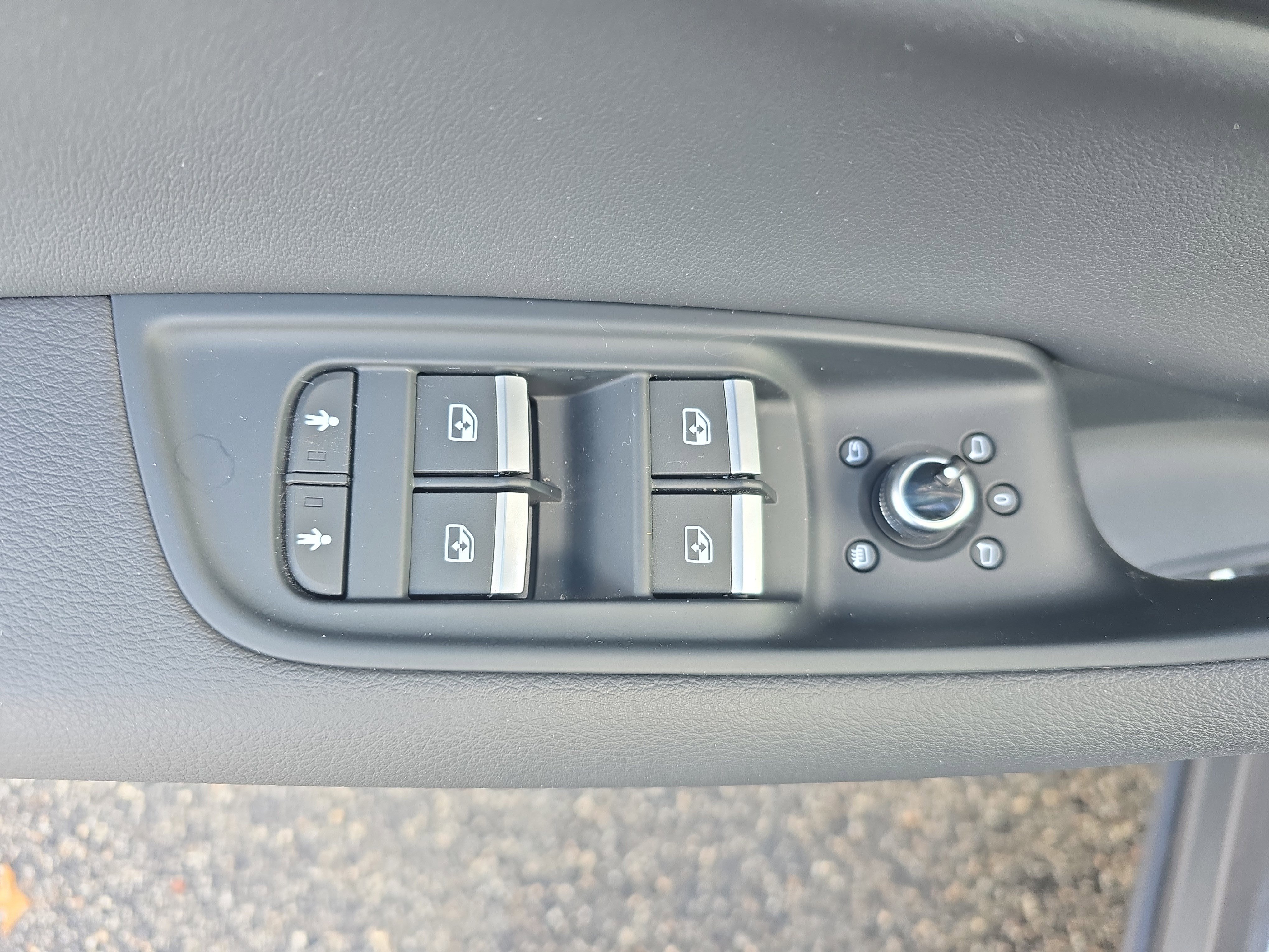 Used 2020 Audi Q7 2.0T Premium Plus w/ Premium Plus Package image 26