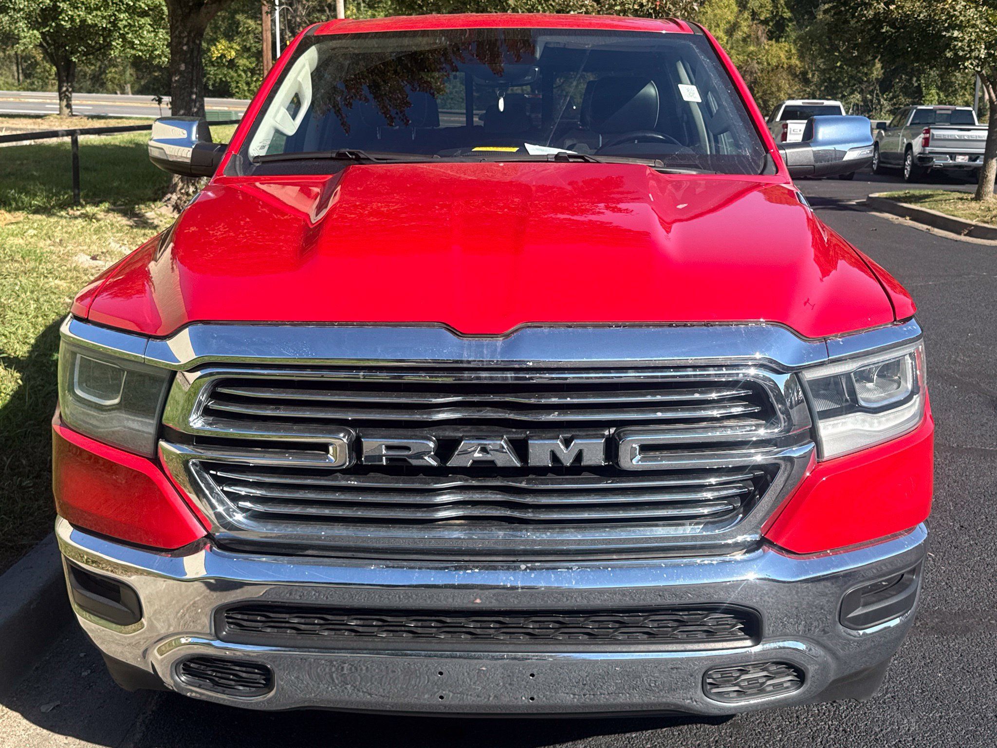 Used 2022 RAM 1500 Laramie AWD/4WD image 2