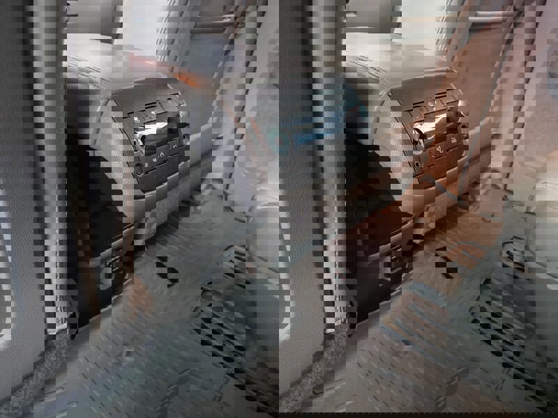 Used 2015 Buick Enclave Leather image 12