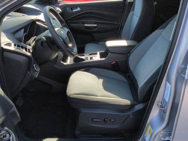 Used 2017 Ford Escape SE w/ SE Cold Weather Package FWD image 8