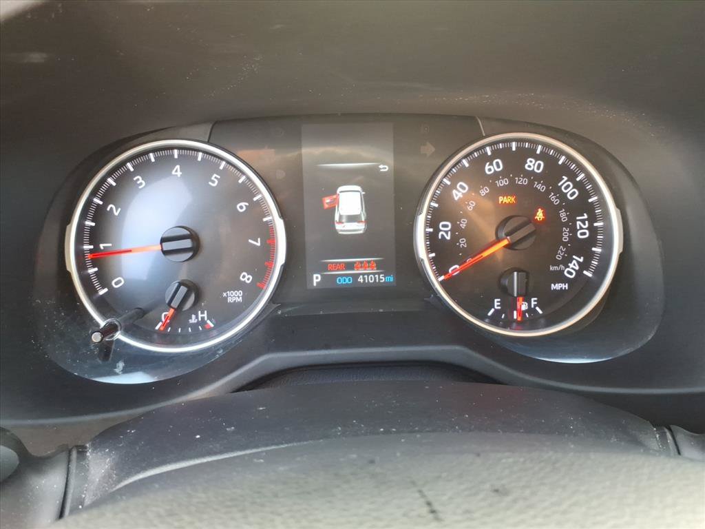 Used 2022 Toyota RAV4 LE AWD/4WD image 27