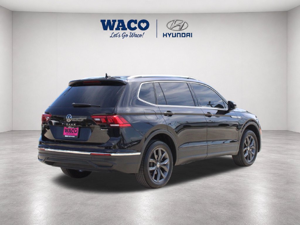 Used 2022 Volkswagen Tiguan SE AWD/4WD image 11