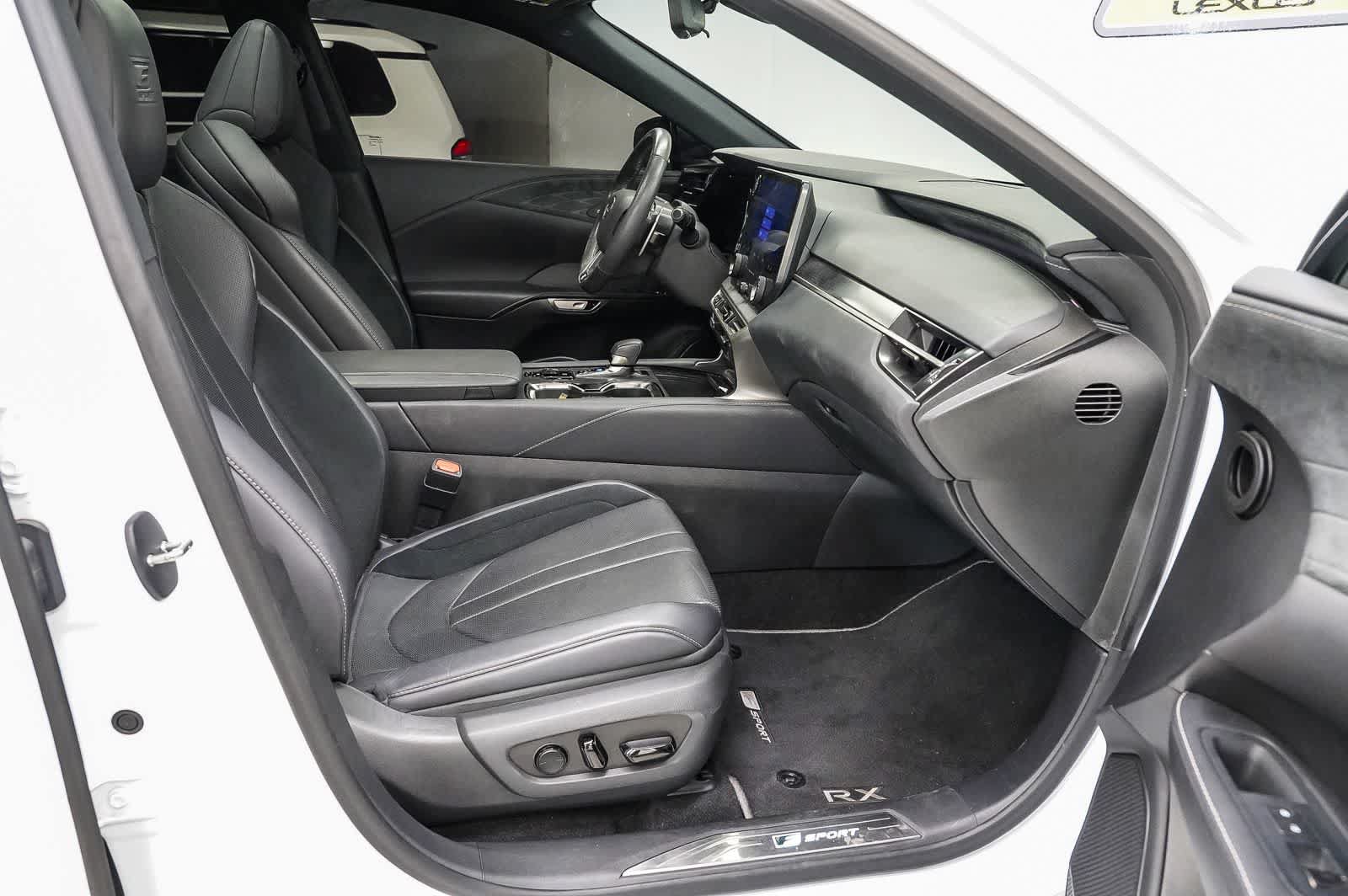 Used 2024 Lexus RX 500h F Sport w/ Convenience Package AWD/4WD image 17