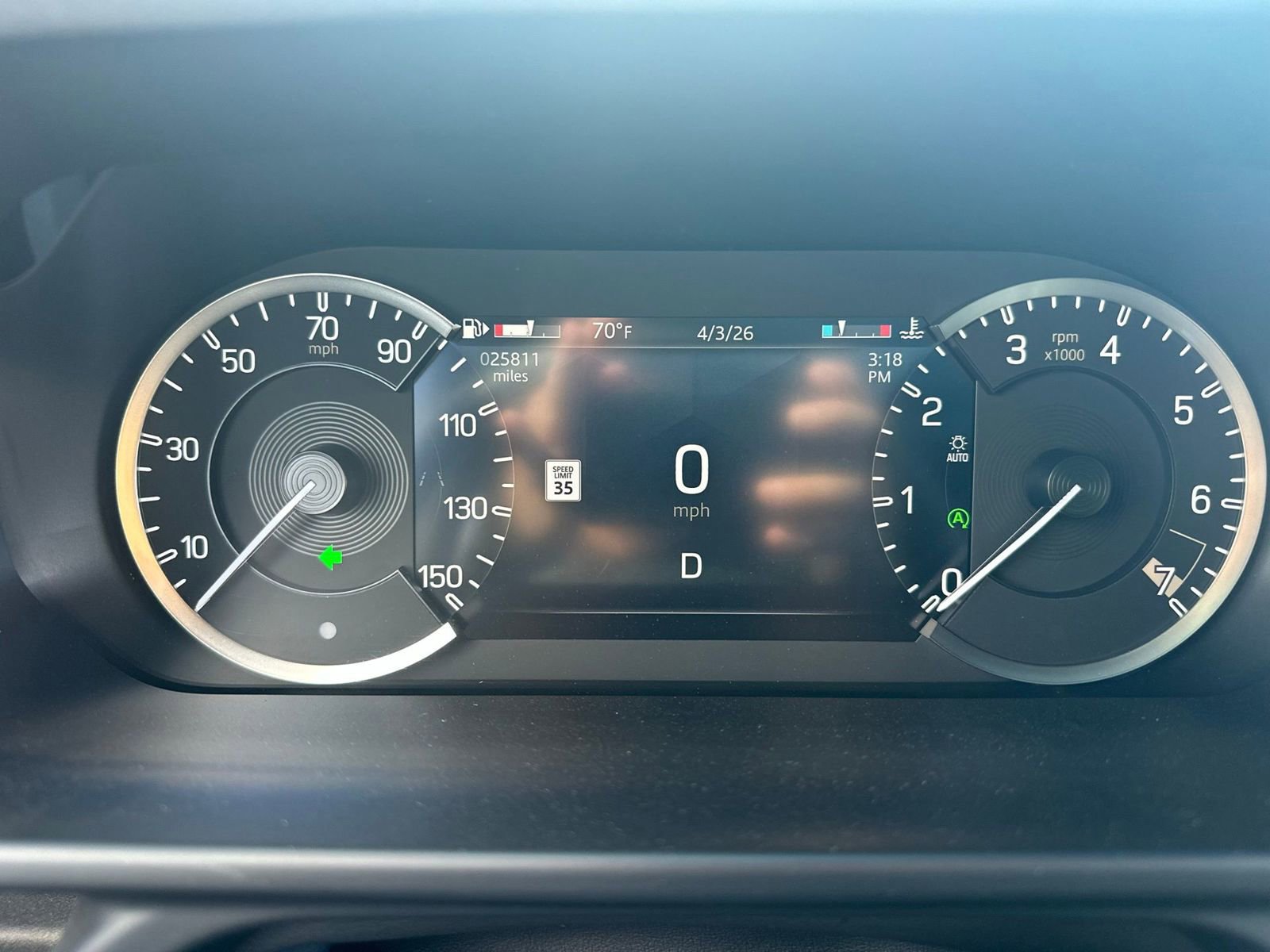 Used 2023 Land Rover Defender 110 X-Dynamic SE image 9