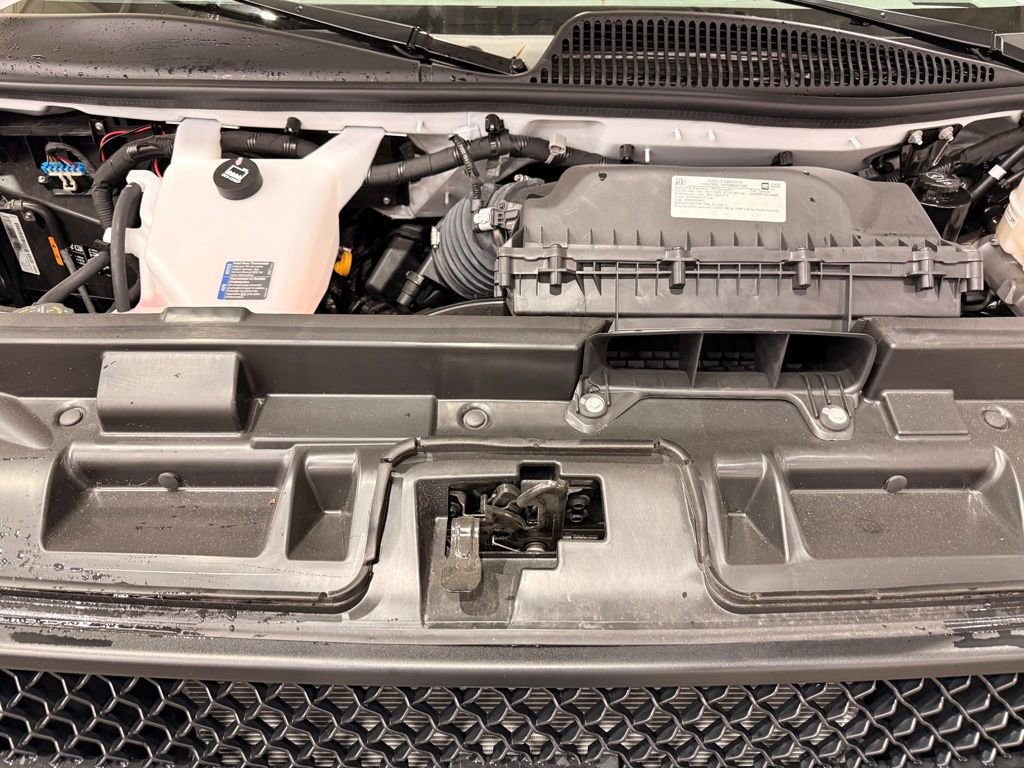 New 2025 Chevrolet Express 3500 Work Van w/ Power Convenience Package image 6