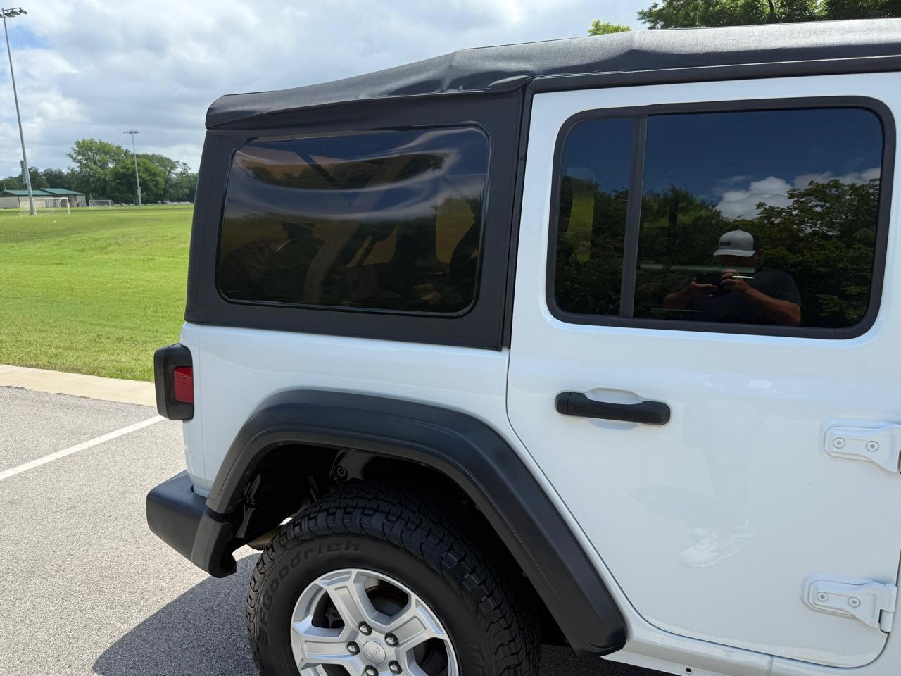 Used 2018 Jeep Wrangler Unlimited Sport S AWD/4WD image 38