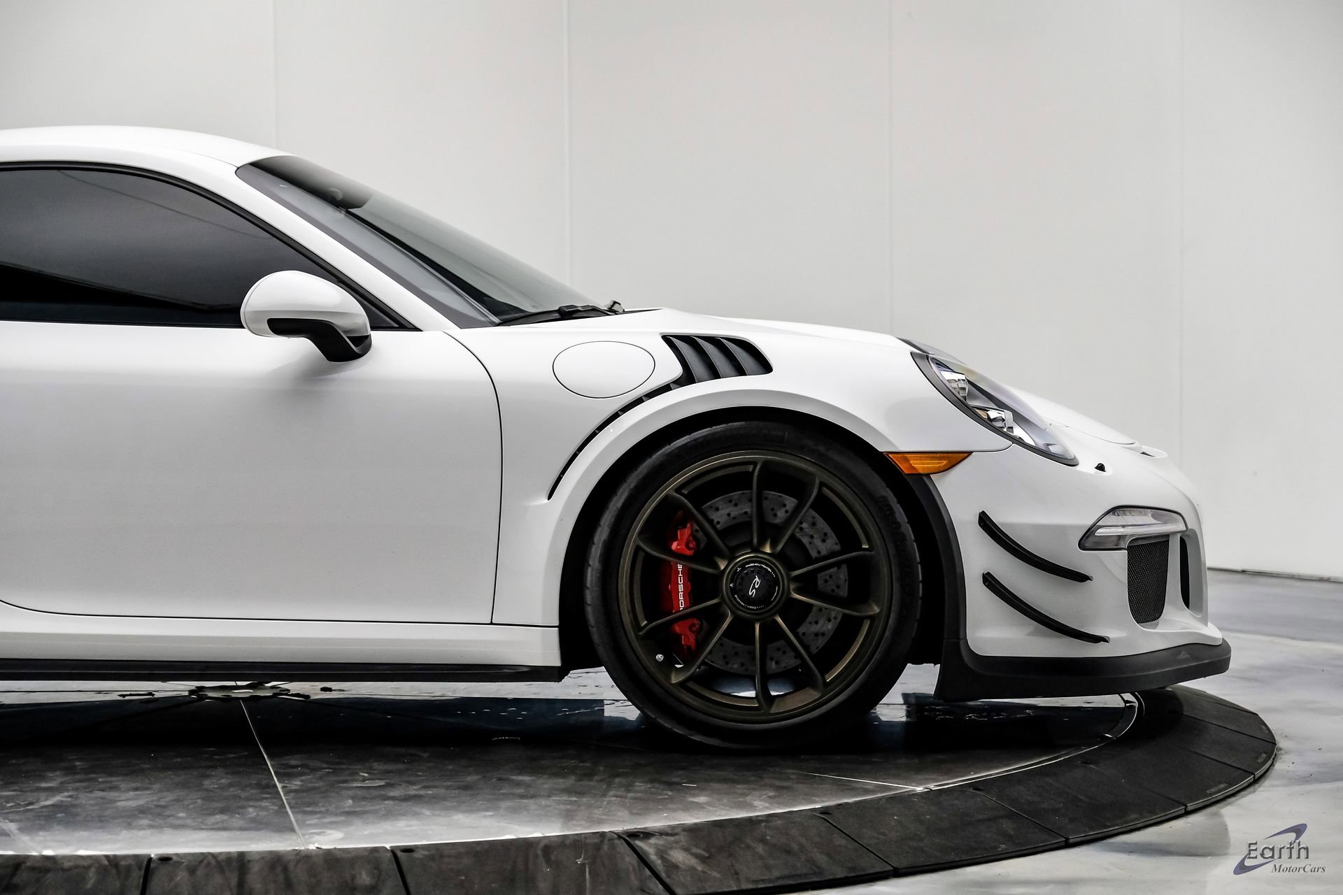 Used 2016 Porsche 911 GT3 RS image 30