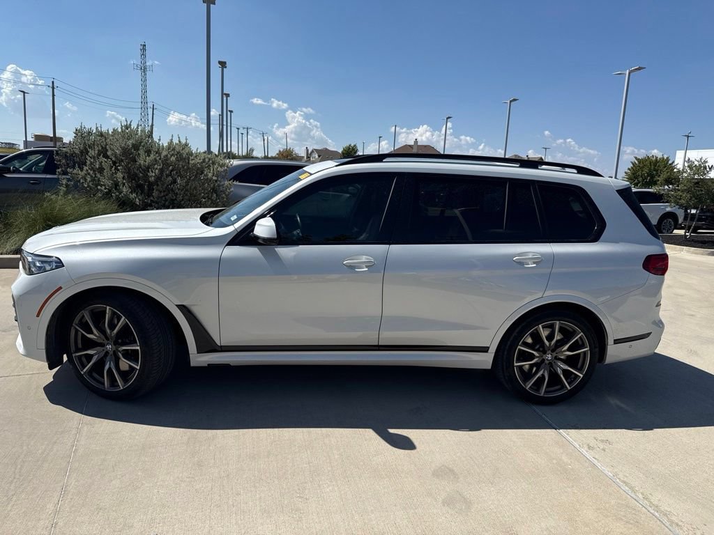 Used 2022 BMW X7 M50i w/ Dynamic Handling Package AWD/4WD image 9