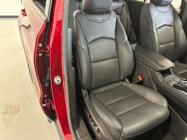Used 2025 Cadillac XT4 Sport AWD/4WD image 28