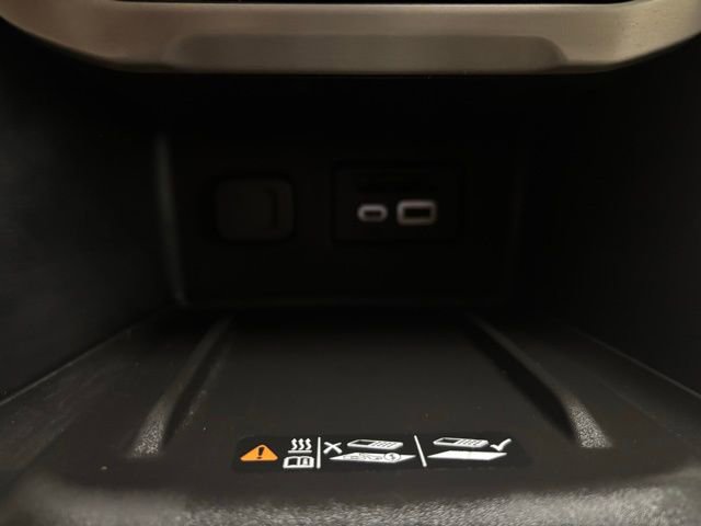 Used 2022 GMC Acadia Denali w/ Denali Ultimate Package image 39