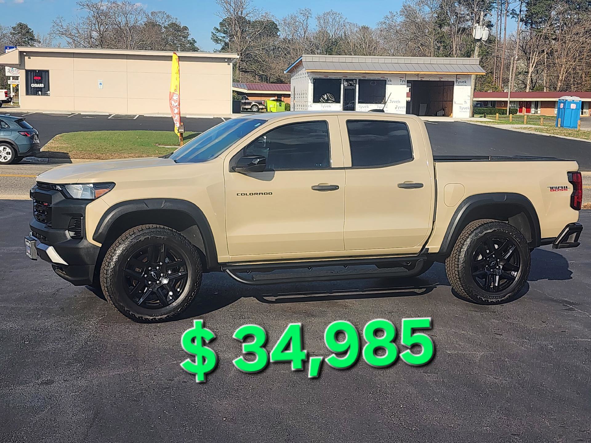 Used 2023 Chevrolet Colorado Trail Boss w/ Advanced Trailering Package image 2