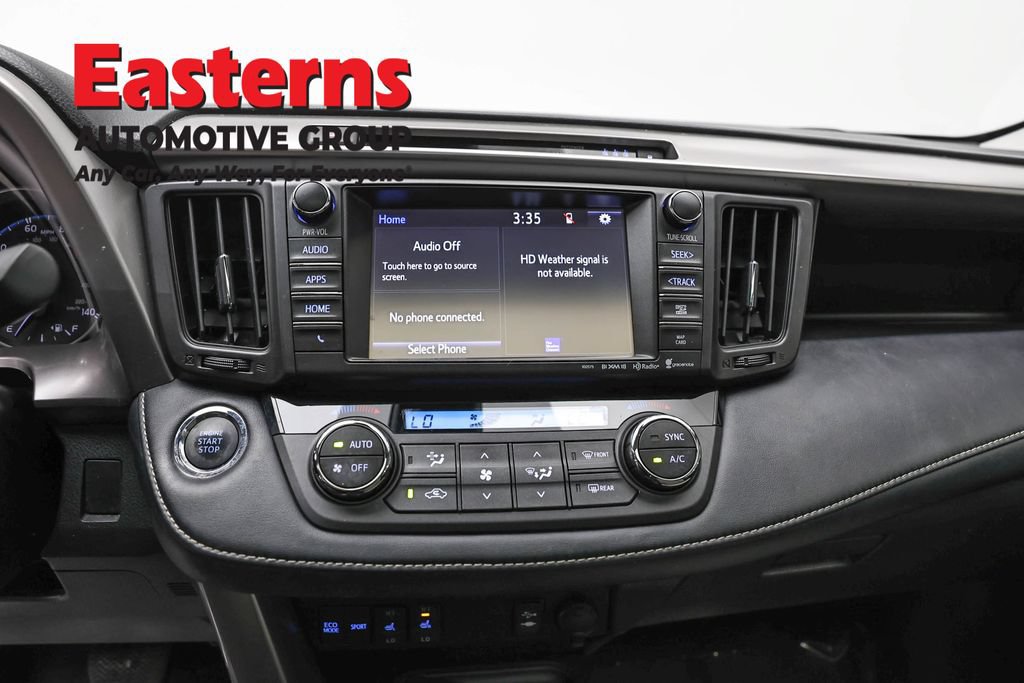 Used 2018 Toyota RAV4 XLE AWD/4WD image 12