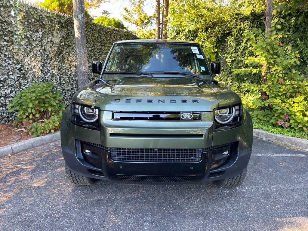 New 2026 Land Rover Defender 110 S image 2