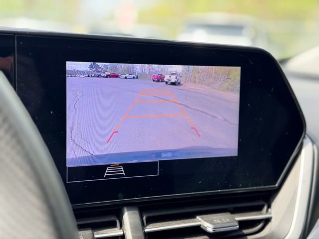 Certified 2025 Chevrolet Trax LS FWD image 12