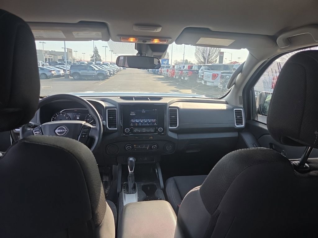 Used 2023 Nissan Frontier SV w/ Technology Package image 16