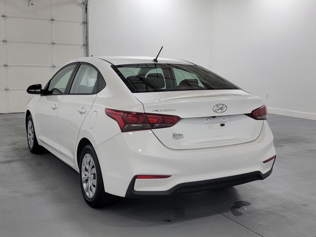 Used 2022 Hyundai Accent SE FWD image 7