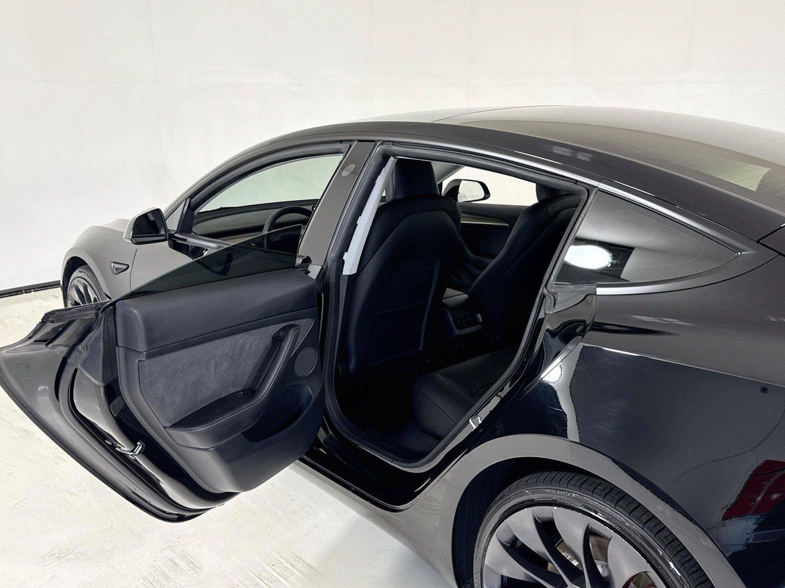 Used 2023 Tesla Model 3 Performance AWD/4WD image 18