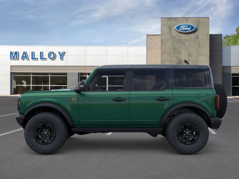New 2025 Ford Bronco Badlands image 3