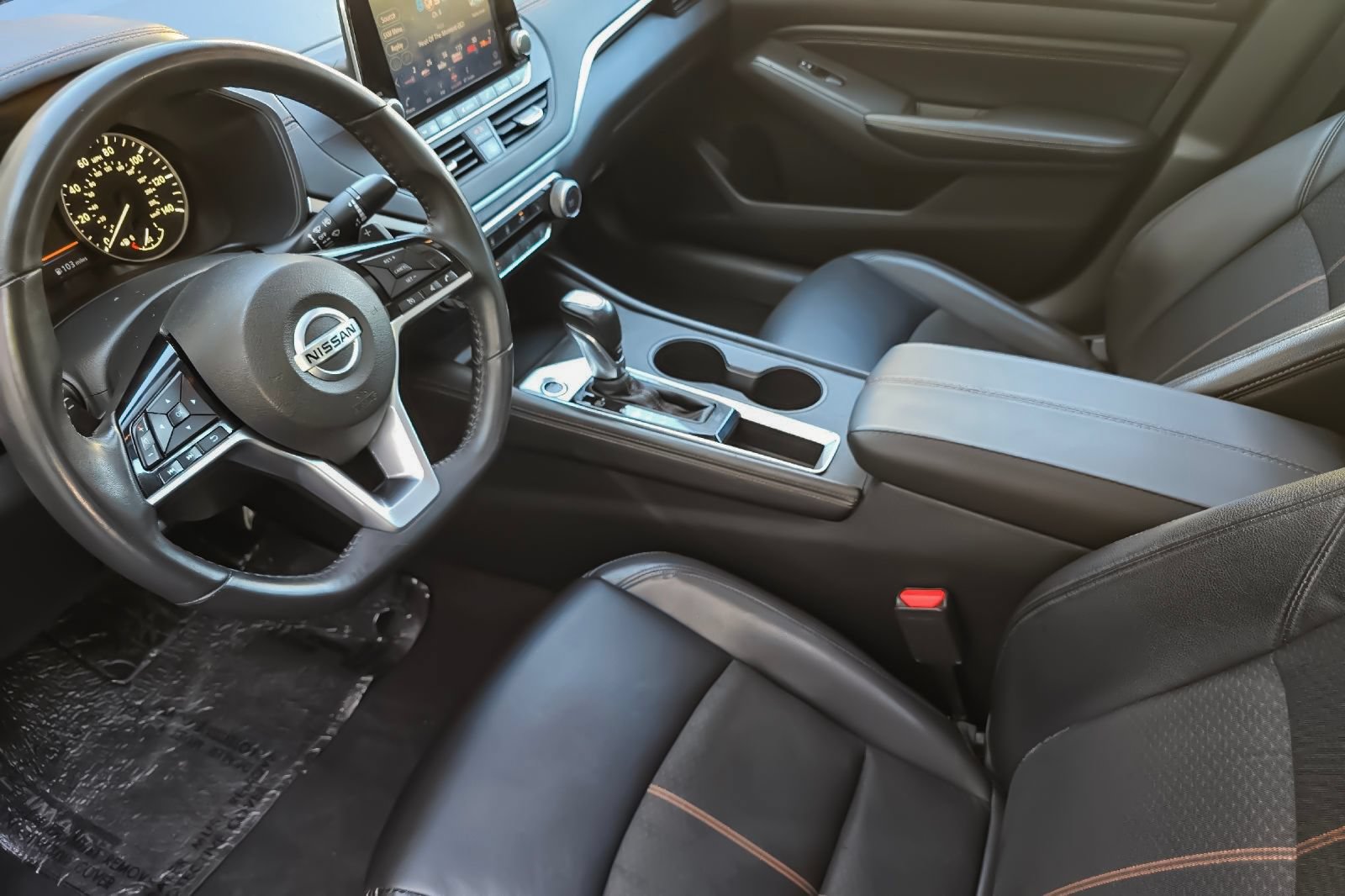 Used 2021 Nissan Altima 2.5 SR w/ SR Premium Package FWD image 9