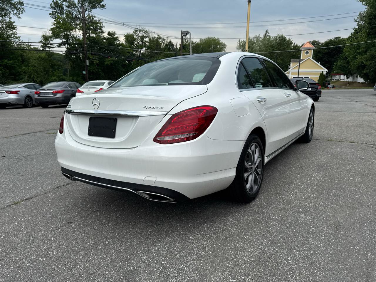 Used 2016 Mercedes-Benz C 300 4MATIC Sedan image 9