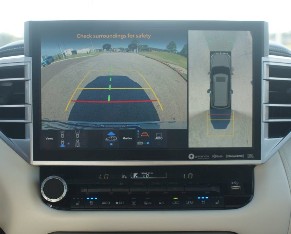 Used 2023 Toyota Sequoia Capstone AWD/4WD image 7