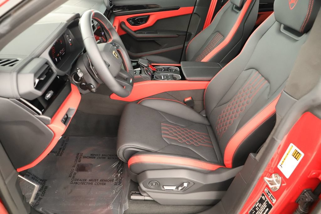 Used 2025 Lamborghini Urus SE AWD/4WD image 23