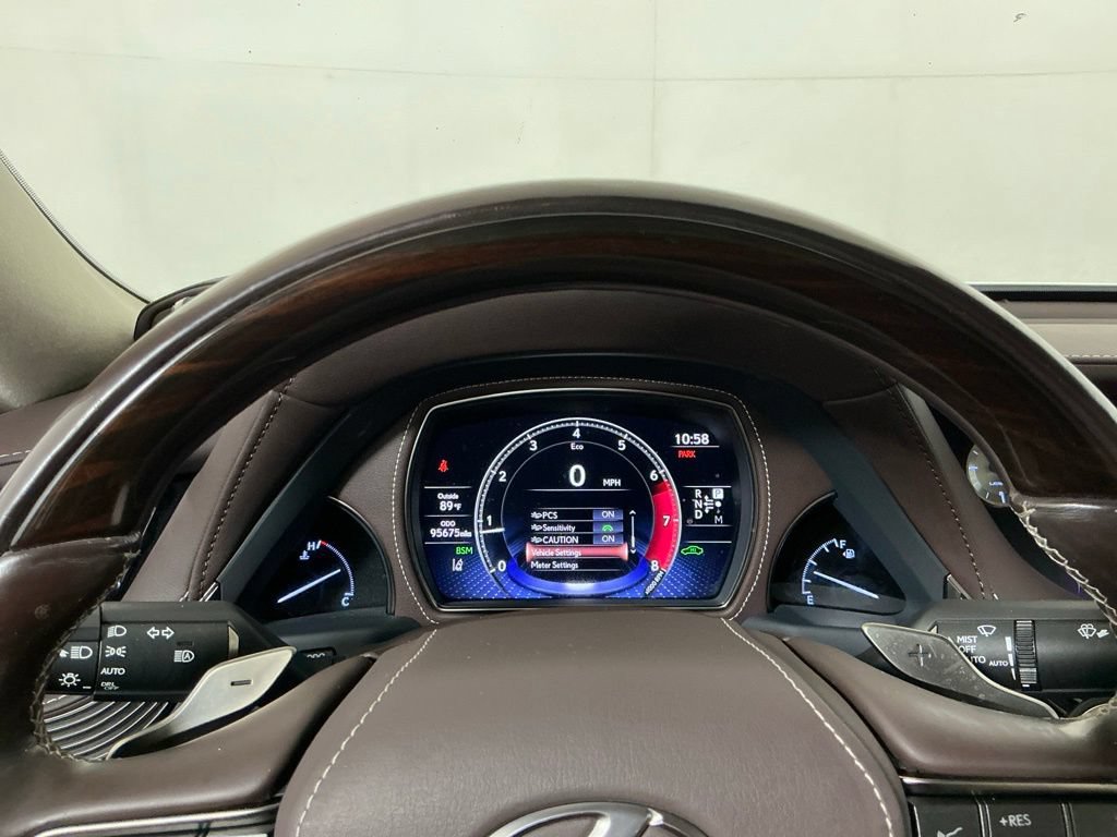 Used 2019 Lexus LS 500 w/ Interior Upgrade Package RWD image 10