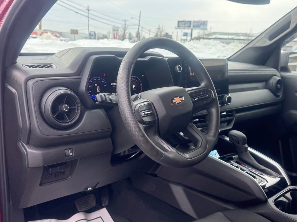 Used 2025 Chevrolet Colorado W/T w/ Advanced Trailering Package image 13