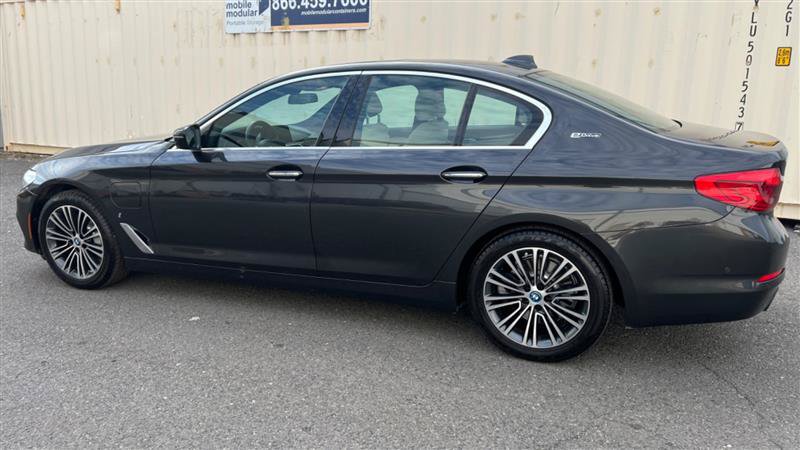 Used 2018 BMW 530e RWD image 8